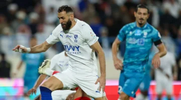 أول ظهور لبنزيما.. مشاركة مرتقبة للنجم الفرنسي في مواجهة الهلال ضد الأخدود